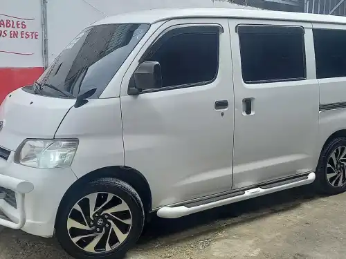 Toyota TownAce 2012NEGOCIABLE