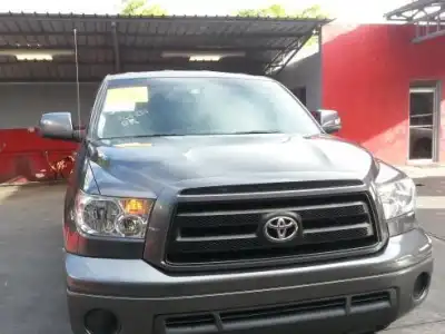 Toyota Tundra  2011