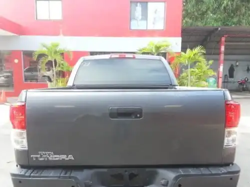 Toyota Tundra  2011