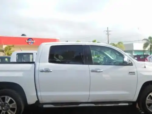 Toyota Tundra  2014