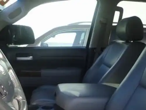 Toyota Tundra LIMITED 2010