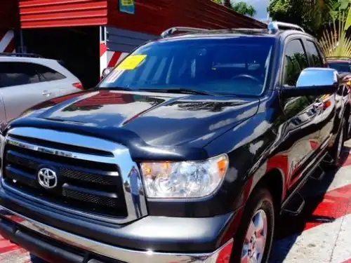 Toyota Tundra LIMITED 2011