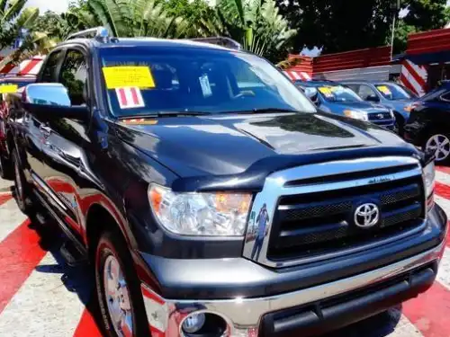 Toyota Tundra LIMITED 2011