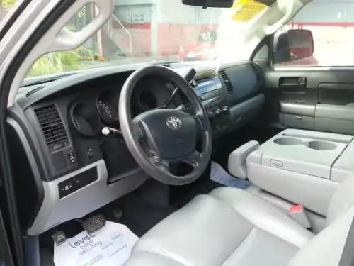 Toyota Tundra Platinium 2011