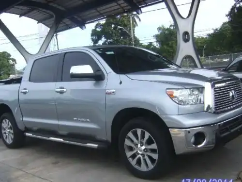 Toyota Tundra Platinium 2011