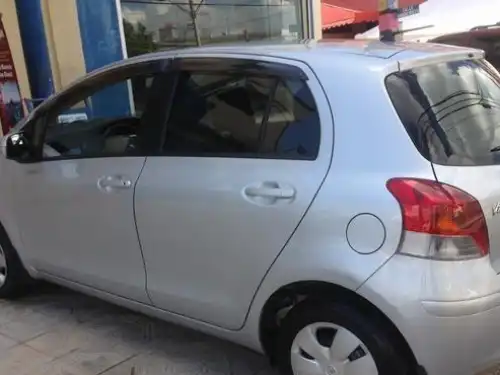 Toyota VITZ  2009