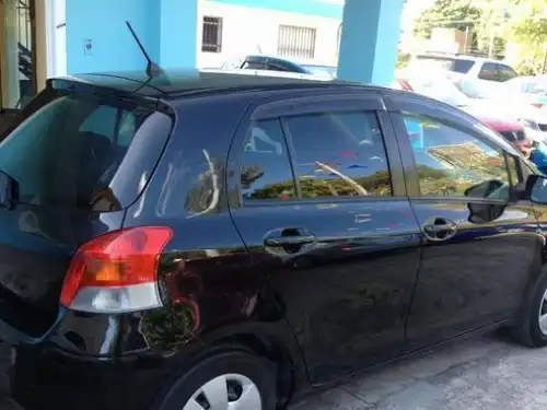 Toyota VITZ  2009