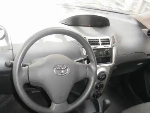 Toyota VITZ  2009