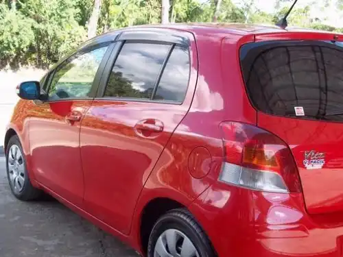 Toyota VITZ  2010