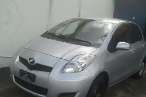 Toyota VITZ  2010