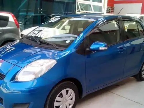 Toyota VITZ  2010