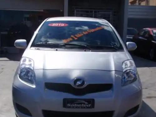 Toyota VITZ  2010