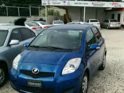 Toyota VITZ  2010