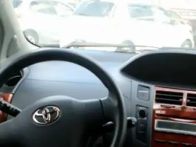 Toyota VITZ  2010