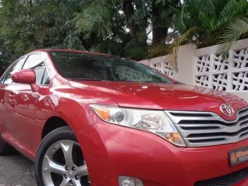 Toyota Venza  2010