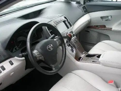 Toyota Venza  2010