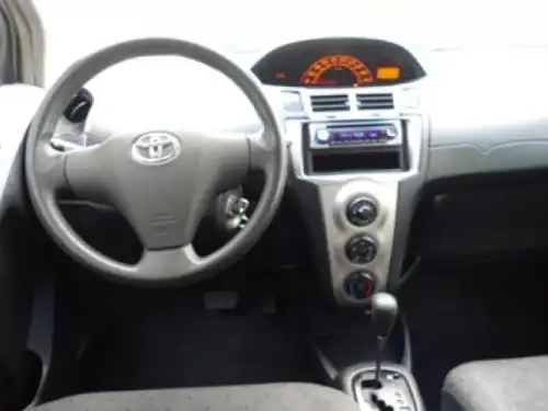 Toyota Vitz 2009