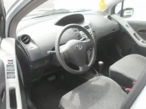 Toyota Vitz 2009