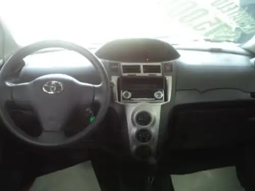 Toyota Vitz 2009