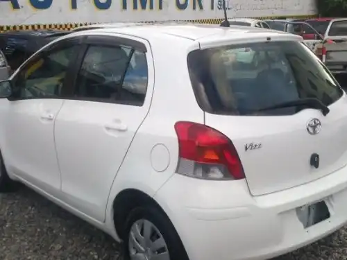 Toyota Vitz 2009