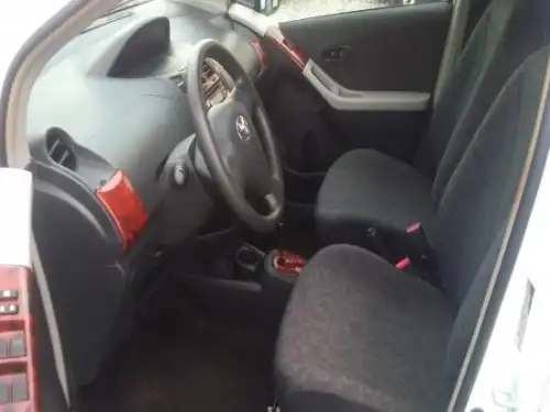 Toyota Vitz 2009