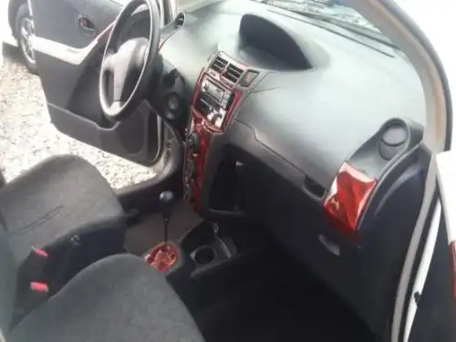 Toyota Vitz 2009