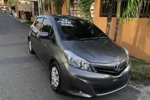 Toyota Vitz 2012 4 Cilindros única dueña