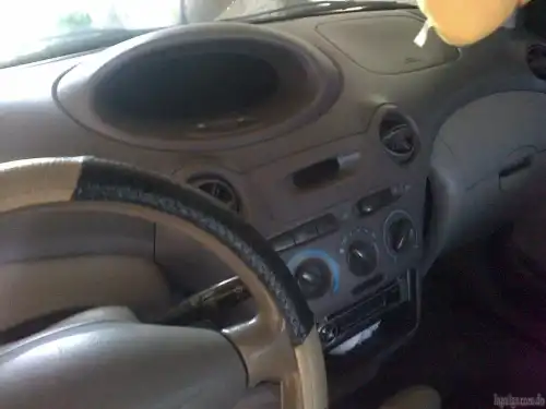 Toyota Yaris  2002  