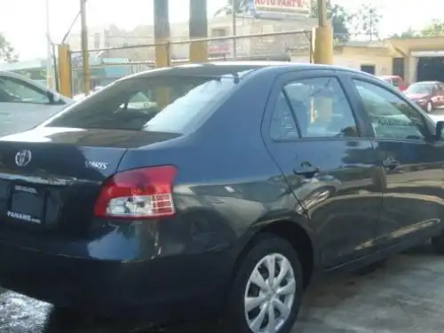 Toyota Yaris  2009