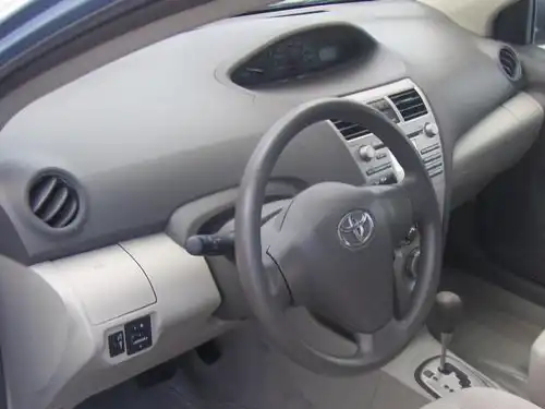 Toyota Yaris  2009