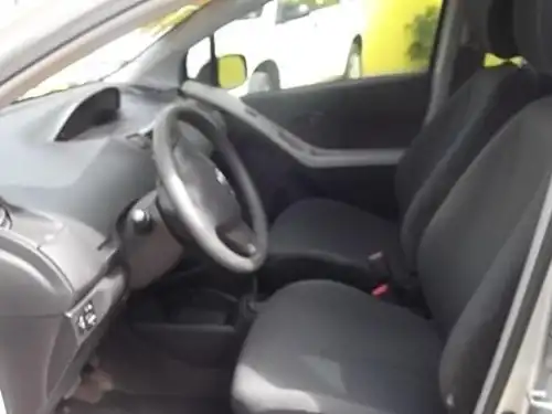Toyota Yaris  2010