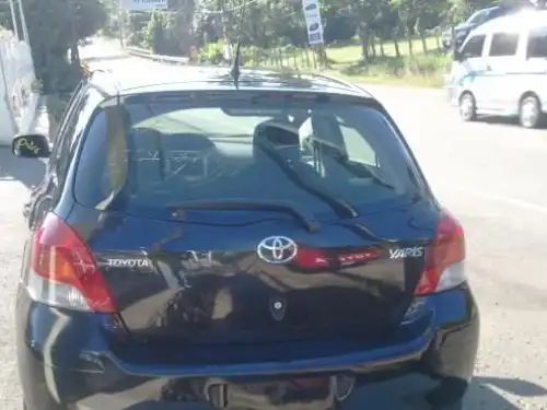 Toyota Yaris  2010