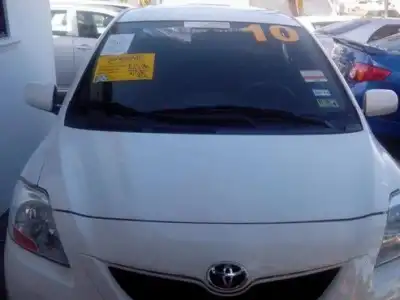 Toyota Yaris  2010