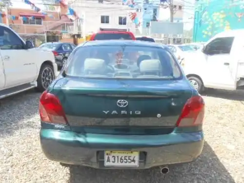 Toyota Yaris 2001