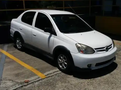 Toyota Yaris 2006 Blanco 