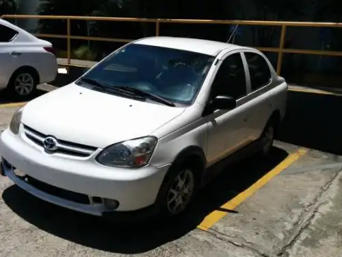 Toyota Yaris 2006 Blanco 