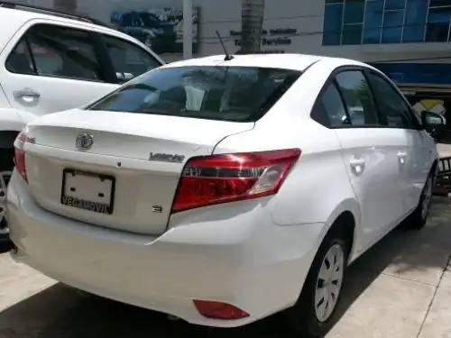 Toyota Yaris 2015