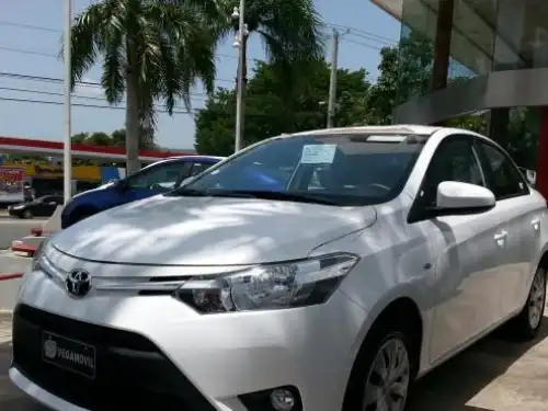 Toyota Yaris 2015