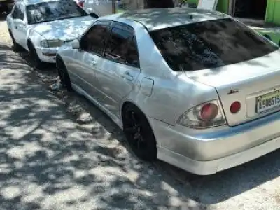 Toyota altezza 2002 el mas nuevo sin detalles 