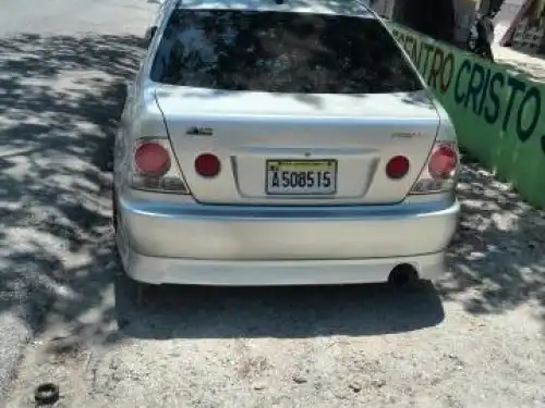 Toyota altezza 2002 el mas nuevo sin detalles 