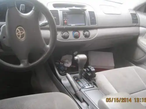 Toyota camry 2003 blanco 