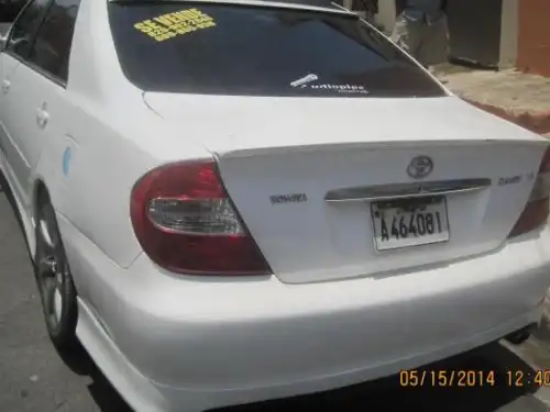Toyota camry 2003 blanco 