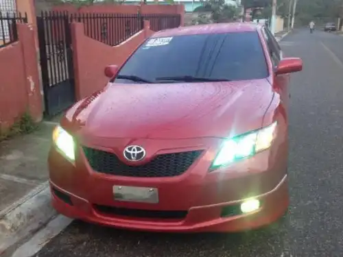 Toyota camry 2007 por motivo de viaje 
