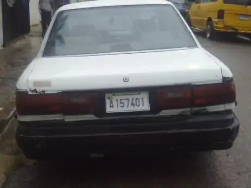 Toyota camry 88 color blanco