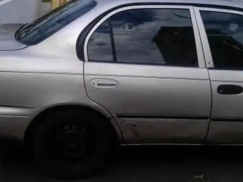 Toyota corolla 2005 95 