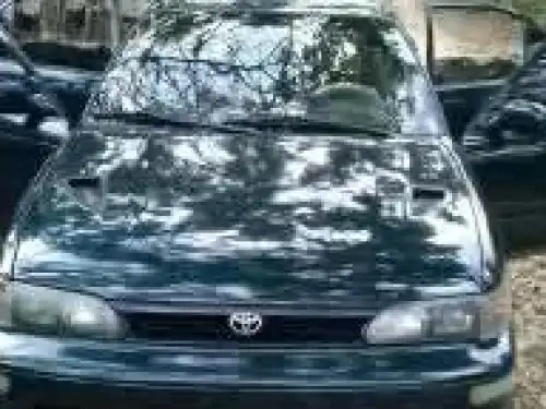 Toyota corolla 94 americano