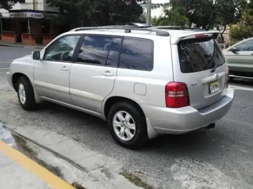 Toyota highlander 2002 