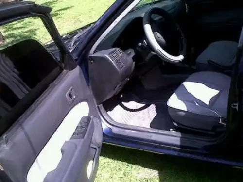 Toyota tercel 2000