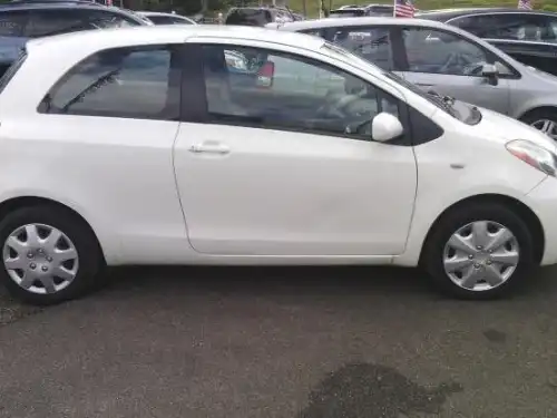 Toyota yaris 2008 blanco 