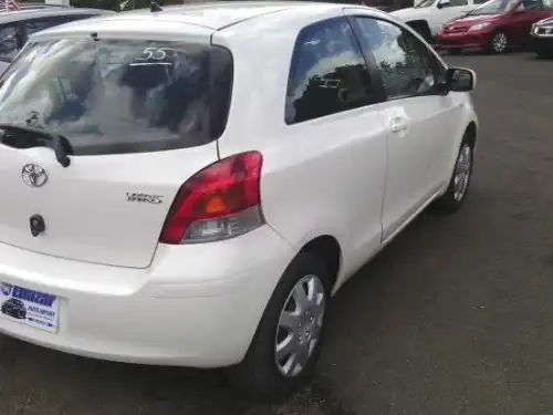 Toyota yaris 2008 blanco 